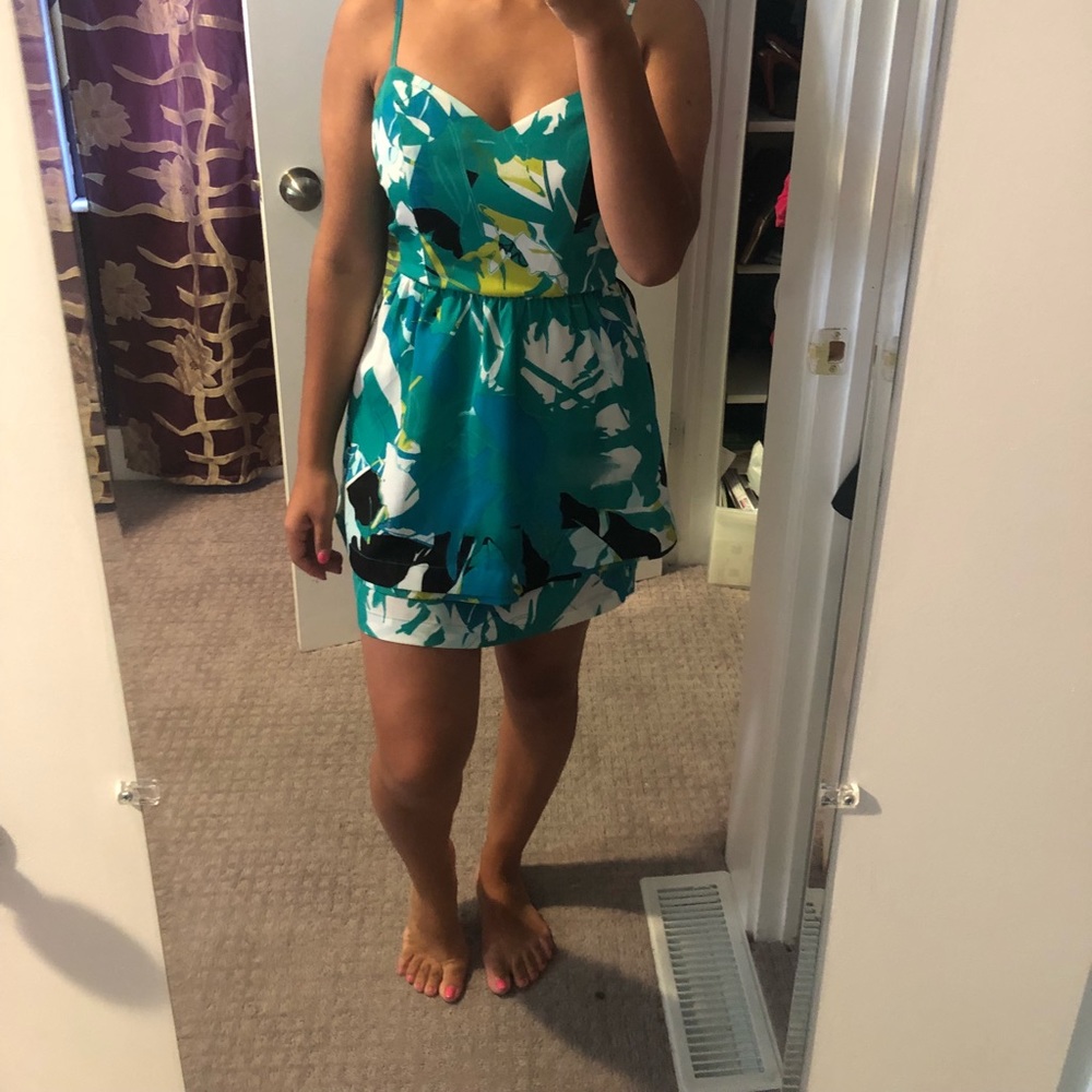 Bebe dress